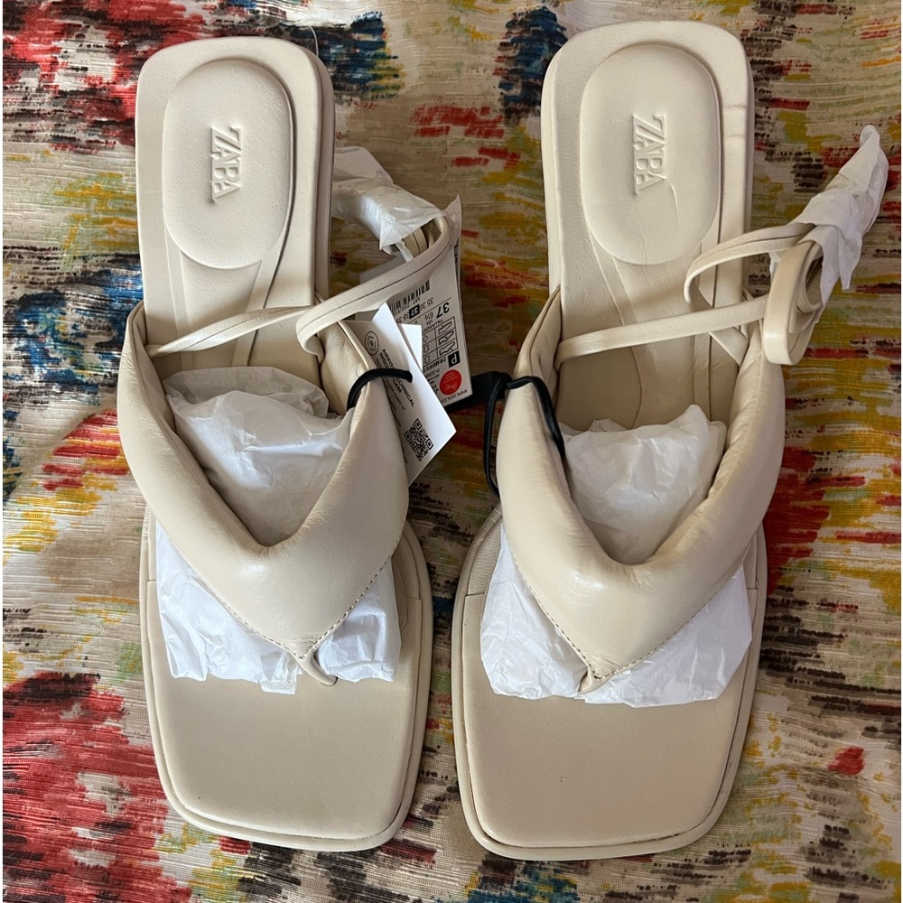 Zara lilac leather heeled strappy
